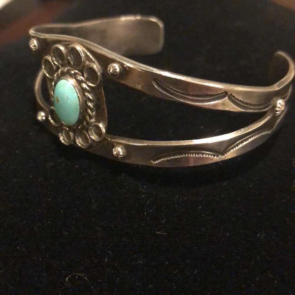 Silver and Turquoise Cuff Bracelet - Picture 5 of 9